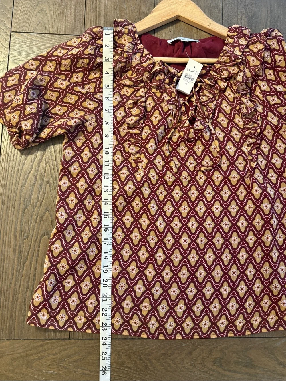 NWT LOFT Medium Burgundy Floral Ruffle Tie Neck Puff Sleeve Lined Blouse Boho